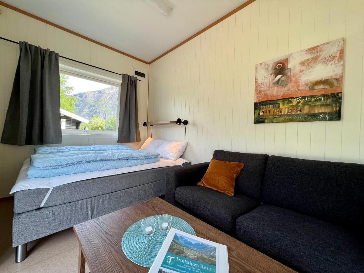 Trollstigen Resort Åndalsnes エクステリア 写真